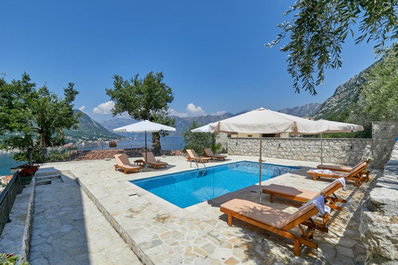 Our Sunset Apartments With Pool And Sea View Котор Екстериор снимка