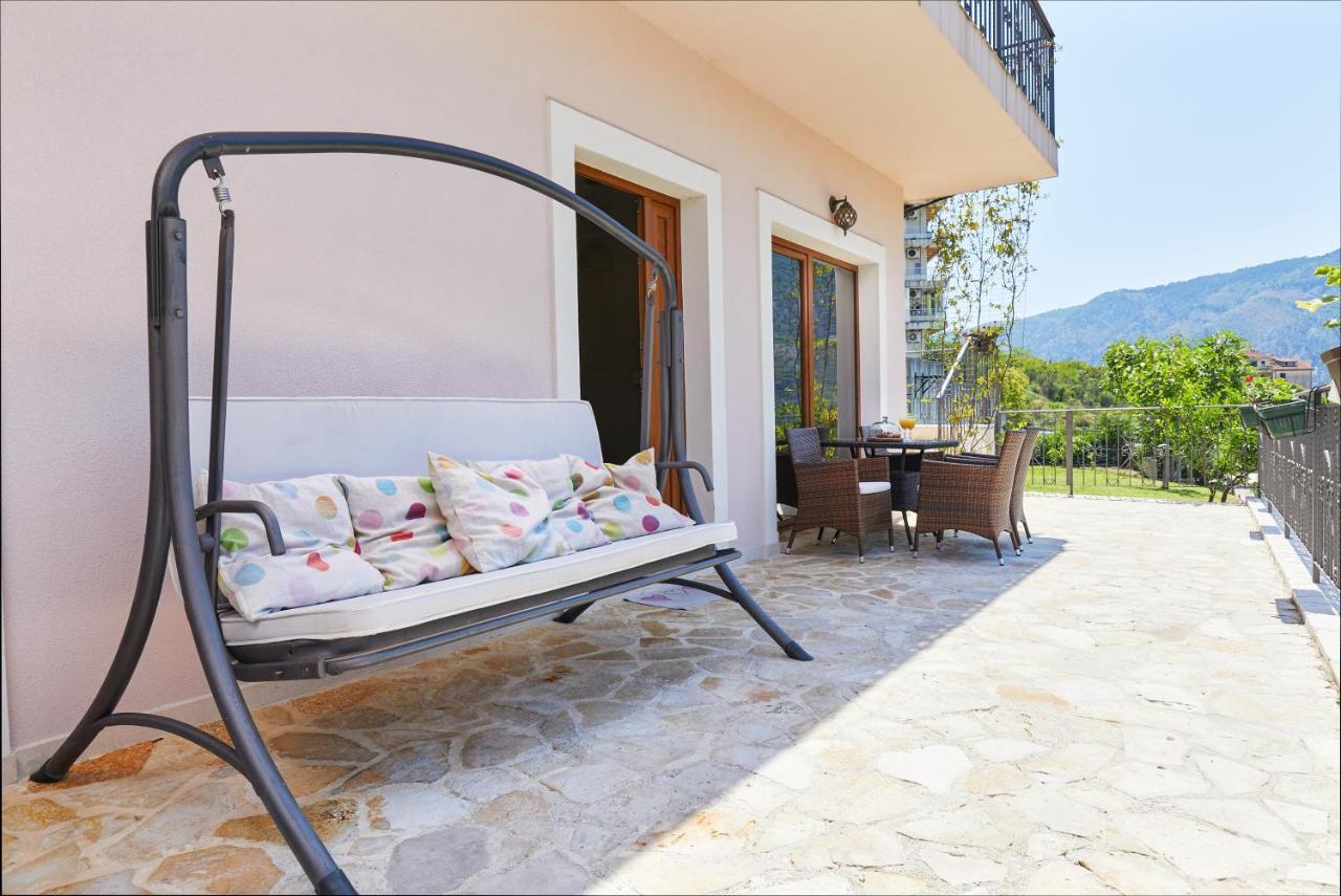 Our Sunset Apartments With Pool And Sea View Котор Екстериор снимка